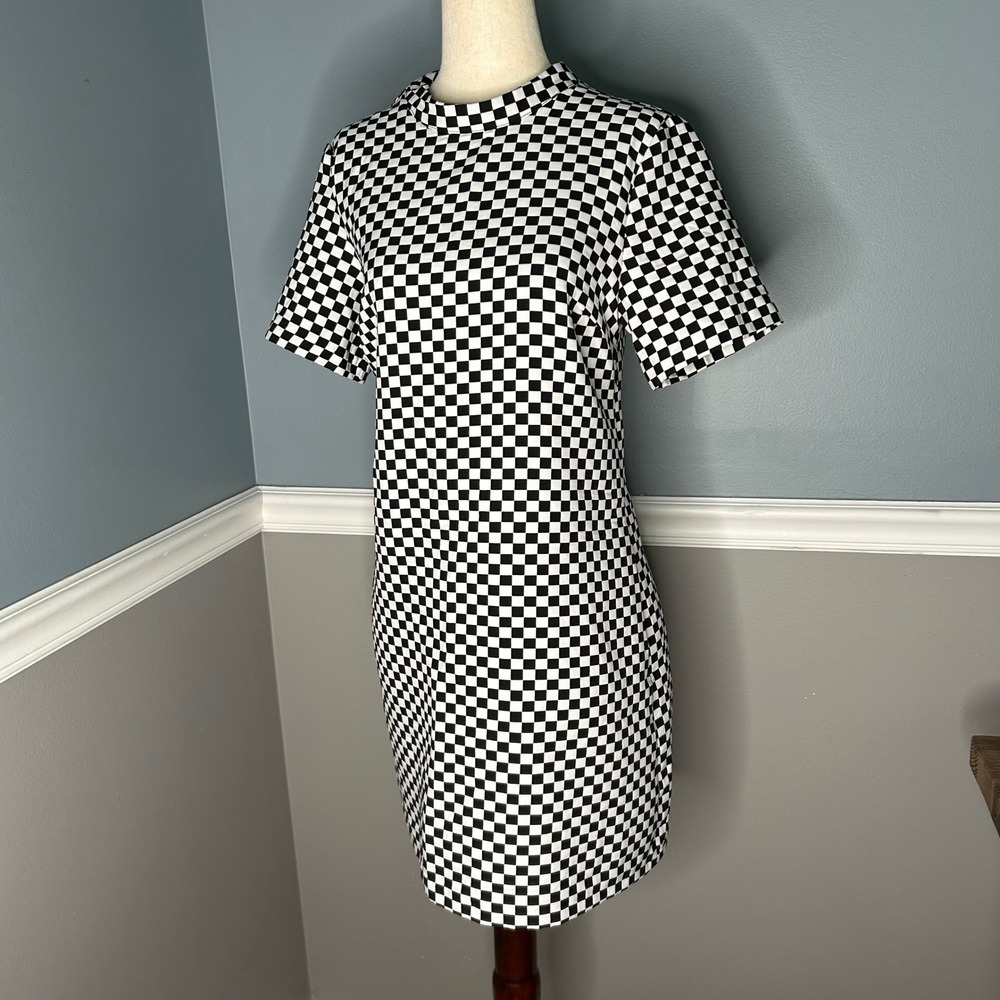 Zara Womens Black White Checkerboard Mock Neck Open Back Mini Shift Dress Size M